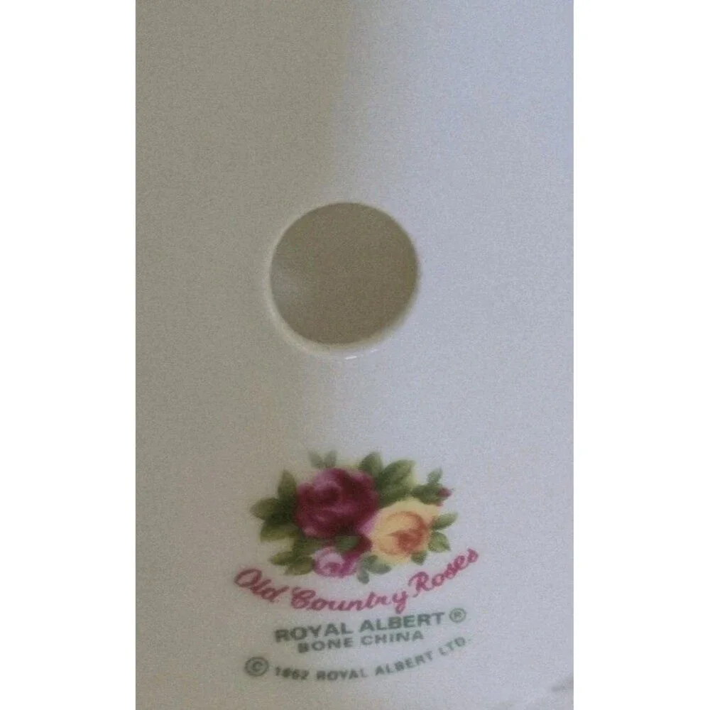 Royal Albert this vintage